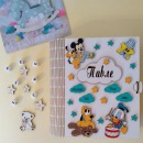 Personalizovana kutija prvih uspomena na bebu dečaka ukrašena figurama Paje Patka, Miki Mausa i Plutona